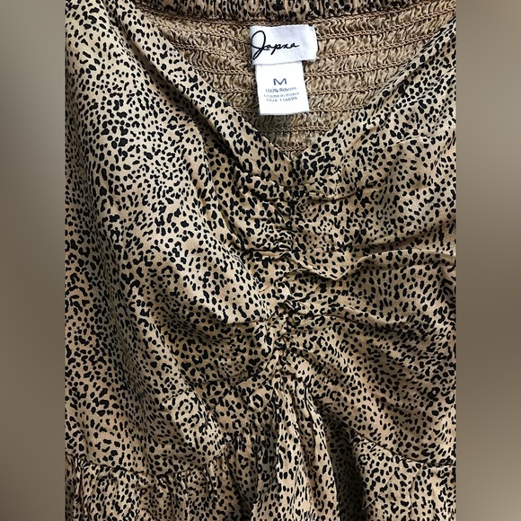 Japna short sleeve top Black and tan leopard design size medium - Picture 2 of 4